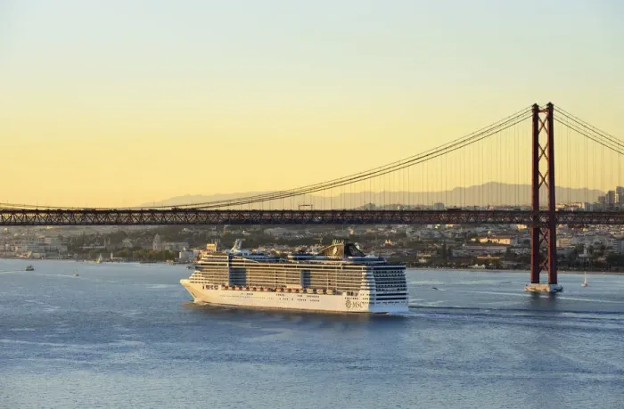 Framed Print : A cruise ship in the Tagus river, leaving the port of Lisbon, passes beneath the 25 Framed Print : A cruise ship in the Tagus river, leaving the port of Lisbon, passes beneath the 25