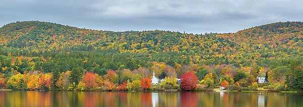 Crystal Lake, Eaton, New Hampshire, USA