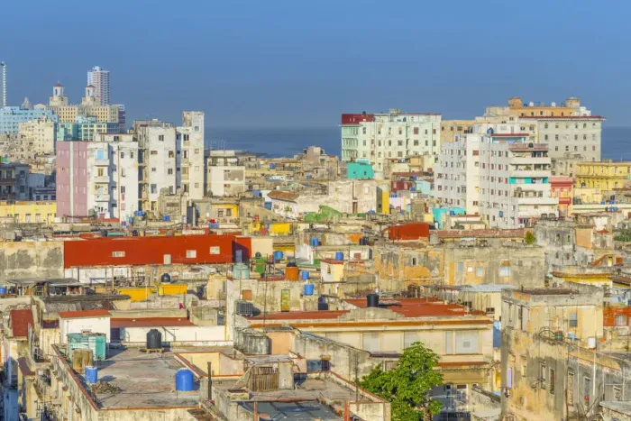 Framed Print : Cuba, Havana, Centro Habana Framed Print : Cuba, Havana, Centro Habana