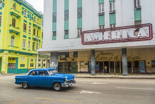Cuba, Havana, Centro Habana, Avenida de Italia