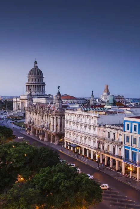 Framed Print : Cuba, Havana, Havana Vieja, the Capitolio Nacional and buildings by the Parque Central Framed Print : Cuba, Havana, Havana Vieja, the Capitolio Nacional and buildings by the Parque Central