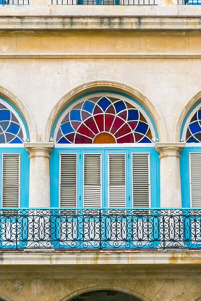 Cuba, Havana, La Habana Vieja, Old Havana, Plaza de Armas, Hotel Santa Isabel