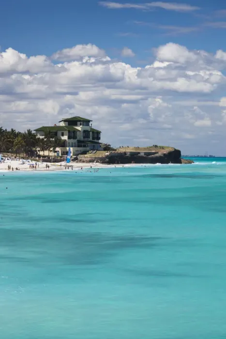 Framed Print : Cuba, Matanzas Province, Varadero, Varadero Beach by the Mansion Xanadu, former vacation Framed Print : Cuba, Matanzas Province, Varadero, Varadero Beach by the Mansion Xanadu, former vacation