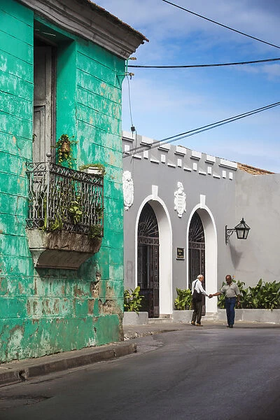 Cuba, Santiago de Cuba Province, Santiago de Cuba, El Tivoli, Old house and Balcon