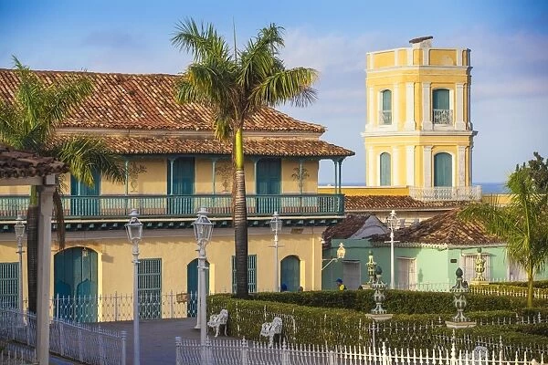 Cuba, Trinidad, Plaza Mayor, Galeria de Arte at the former Palacio Ortiz - The Casa