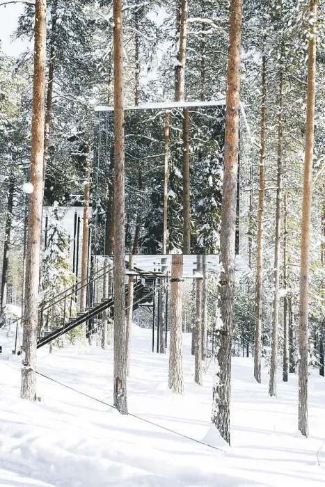 Framed Print : Cube shaped room on snowy trees with mirror walls, Tree hotel, Harads, Lapland, Sweden