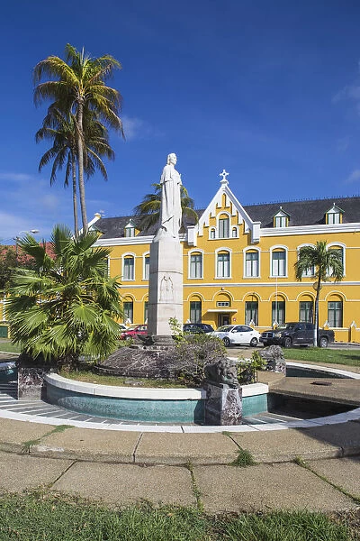 Curacao, Willemstad, Pietermaai, Dutch colonial building on Julianaplein