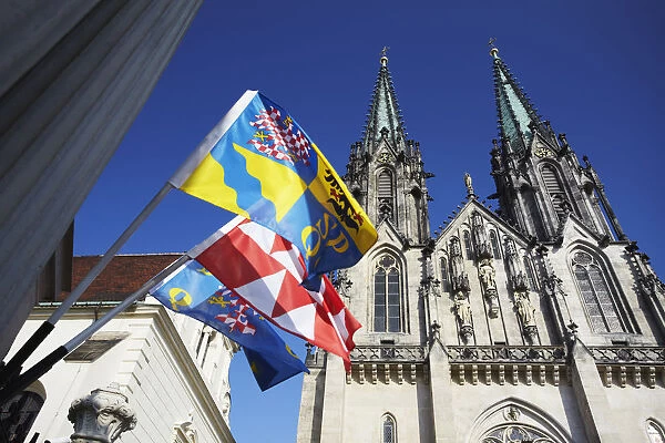 Czech Republic, Moravia, Olomouc, Flags In Front Of St Wenceslas Cathedral