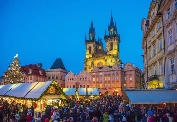 Framed Print : Czech Republic, Prague, Old Town, Stare Mesto, Old Town Square, Staromestske namestai Framed Print : Czech Republic, Prague, Old Town, Stare Mesto, Old Town Square, Staromestske namestai