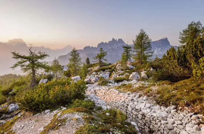 Framed Print : Dawn on the Dolomites, Cortina d Ampezzo, Belluno district, Veneto, Italy, Europe Framed Print : Dawn on the Dolomites, Cortina d Ampezzo, Belluno district, Veneto, Italy, Europe