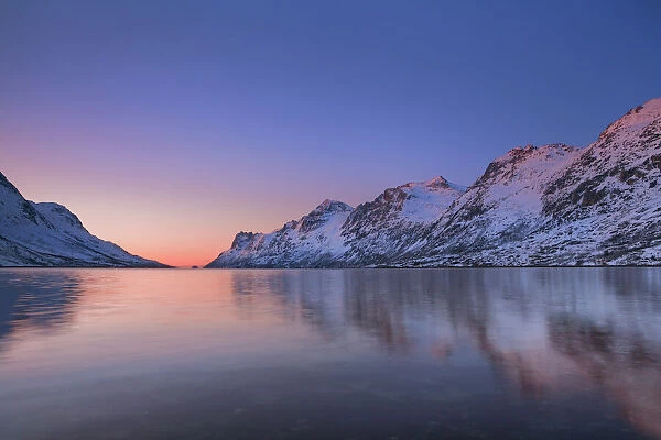 Dawn at Ersfjordbotn - Norway, Troms, Kvaloya, Ersfjordbotn