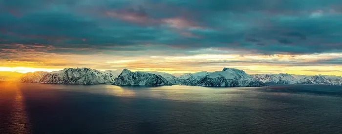 Framed Print : Dawn over snowcapped mountains, Soroya island, Troms og Finnmark, Norway Framed Print : Dawn over snowcapped mountains, Soroya island, Troms og Finnmark, Norway