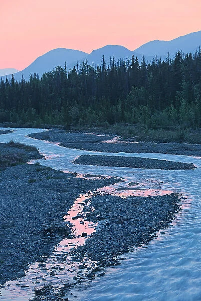 Deasadeash River at dawn and the Kluane Ranges, the easternmost of the St Elias Mountains. Kluane National Park, Yukon, Canada