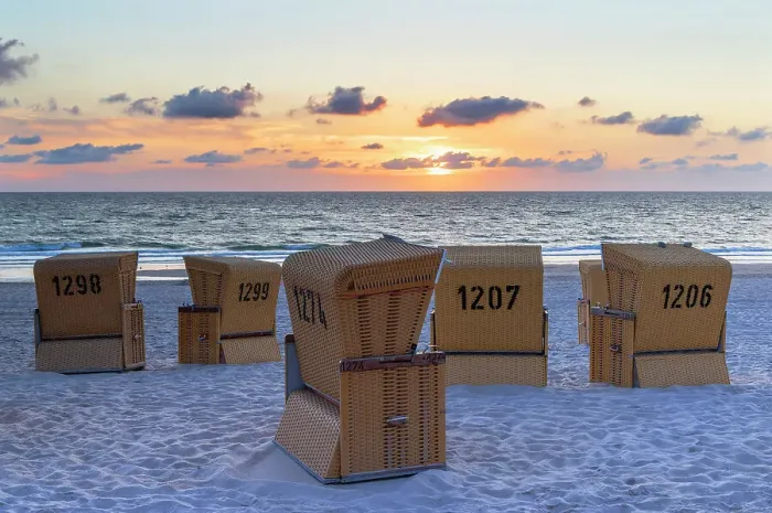 Framed Print : Deckchairs on Wenningstedt beach at sunset, Sylt, Schleswig Holstein, Germany Framed Print : Deckchairs on Wenningstedt beach at sunset, Sylt, Schleswig Holstein, Germany