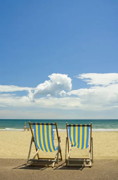 Framed Print : Deckchairs on Weymouth Esplanade, Dorset, England Framed Print : Deckchairs on Weymouth Esplanade, Dorset, England