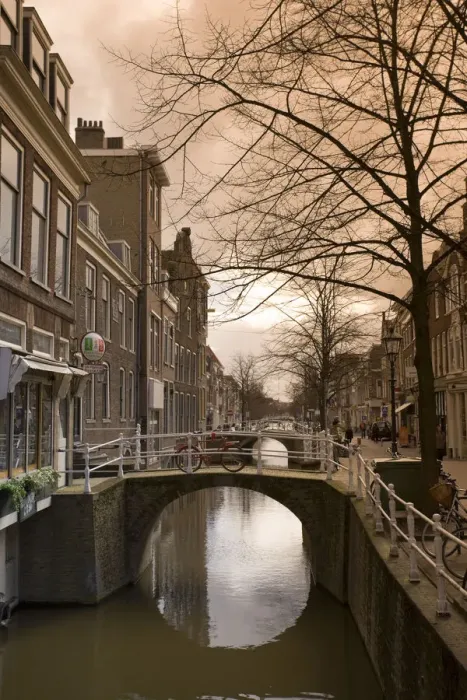 Framed Print : Delft Old Town, Delft, Holland Framed Print : Delft Old Town, Delft, Holland