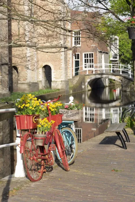 Framed Print : Delft, South Holland (Zuid-Holland), Netherlands Framed Print : Delft, South Holland (Zuid-Holland), Netherlands