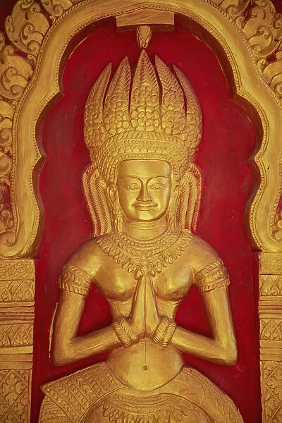 Details at Wat Ounalom, Phnom Penh, Cambodia