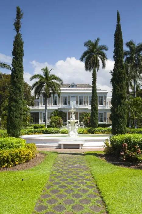 Framed Print : Devon House, Kingston, St. Andrew Parish, Jamaica, Caribbean Framed Print : Devon House, Kingston, St. Andrew Parish, Jamaica, Caribbean