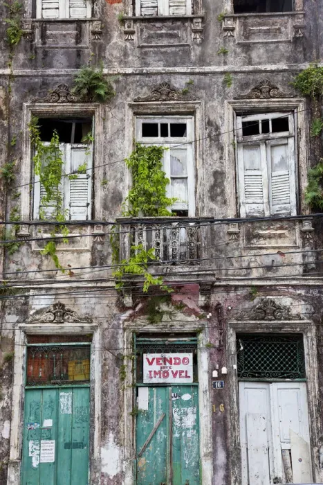 Framed Print : Dilapidated building, Pelourinho, Salvador, Bahia, Brazil Framed Print : Dilapidated building, Pelourinho, Salvador, Bahia, Brazil