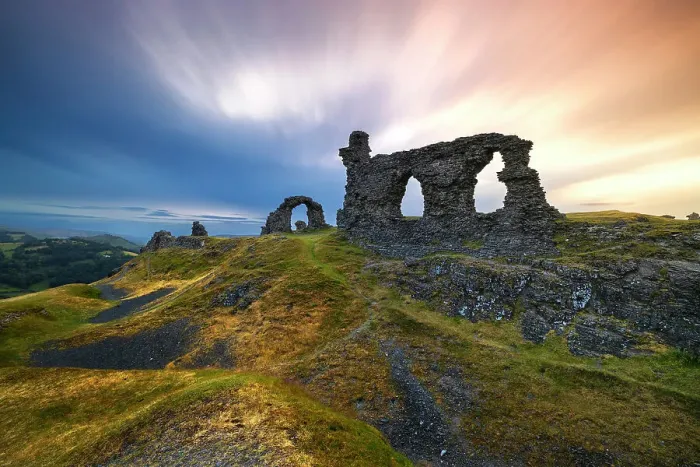 Framed Print : Dinas Bran Castle at sunset during summer, Llangollen, Denbighshire, Wales, United Kingdom