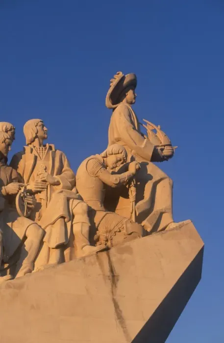 Framed Print : Discoverers Monument