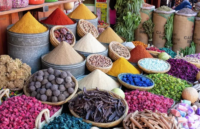 Framed Print : Display of spices and pot-pourri at a shop in Rahba Kedima, a small square in the souks near Djemaa el Fna, Marrakech, Morocco