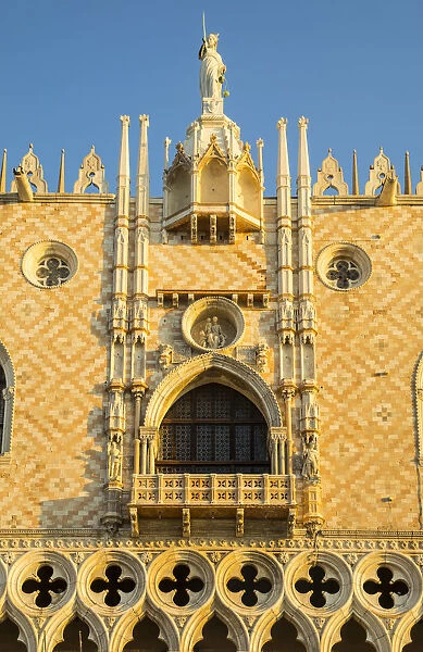 Doges Palace, Piazza San Marco (St. Marks Square), Venice, Veneto, Italy