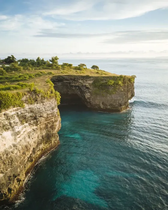 Framed Print : Dolphin Beach, Nusa Penida, Bali, Indonesia Framed Print : Dolphin Beach, Nusa Penida, Bali, Indonesia