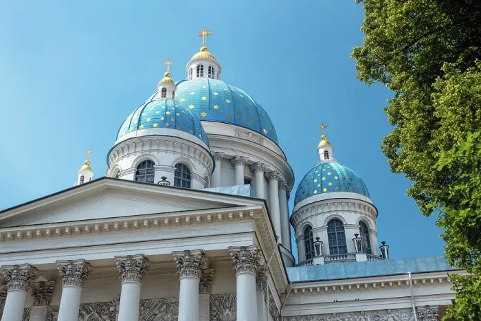Framed Print : Domes of the Trinity Cathedral (Troitsky sobor), Russian Orthodox church built between 1828 and 1835, Saint Petersburg, Russia Framed Print : Domes of the Trinity Cathedral (Troitsky sobor), Russian Orthodox church built between 1828 and 1835, Saint Petersburg, Russia