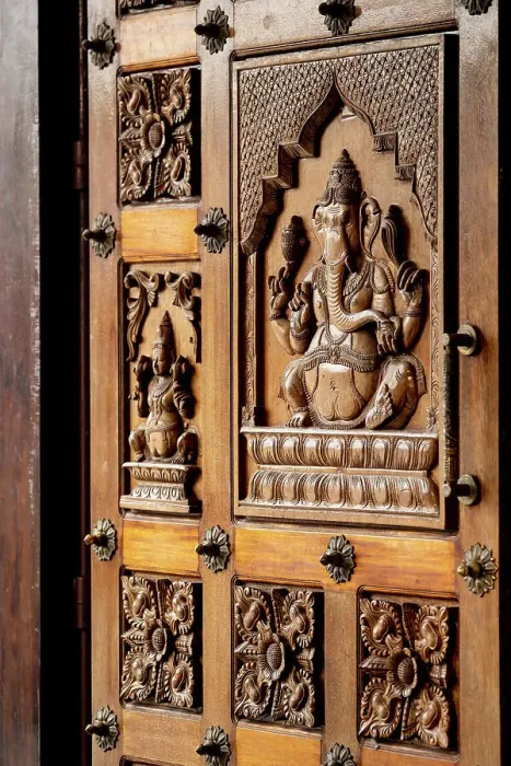 Framed Print : Door at Batu Caves Hindu Temple, Kuala Lumpur, Malaysia Framed Print : Door at Batu Caves Hindu Temple, Kuala Lumpur, Malaysia