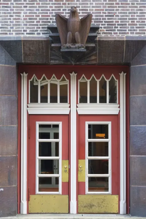 Framed Print : Door of Kontor 10 in Kontorhausviertel area (UNESCO World Heritage Site), Hamburg Framed Print : Door of Kontor 10 in Kontorhausviertel area (UNESCO World Heritage Site), Hamburg