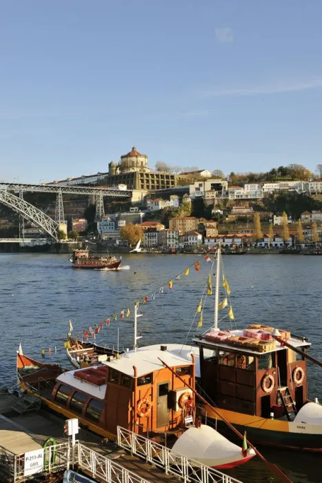 Framed Print : The Douro river and touristic boats to make daily trips along the river. Oporto, Portugal Framed Print : The Douro river and touristic boats to make daily trips along the river. Oporto, Portugal