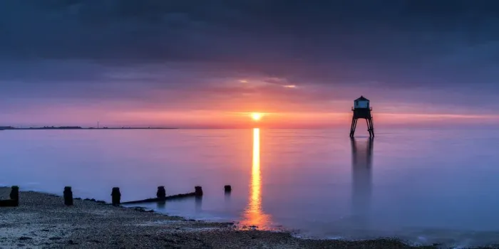Framed Print : Dovercourt Lighthouse at Sunrise, Dovercourt, Essex, England Framed Print : Dovercourt Lighthouse at Sunrise, Dovercourt, Essex, England