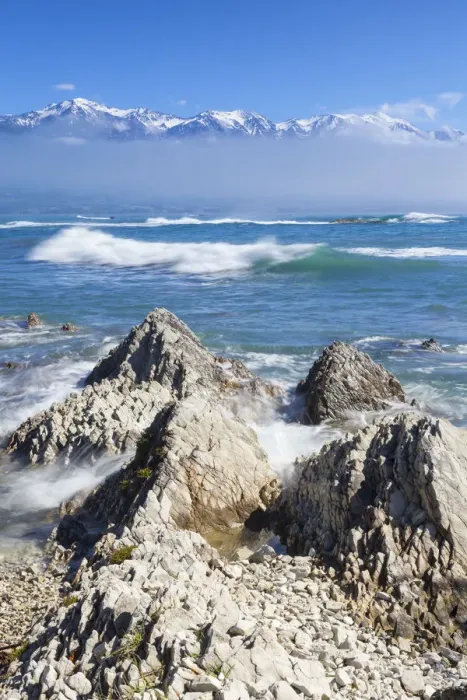 Framed Print : Dramatic coastal landscape, Kaikoura, South Island, New Zealand Framed Print : Dramatic coastal landscape, Kaikoura, South Island, New Zealand