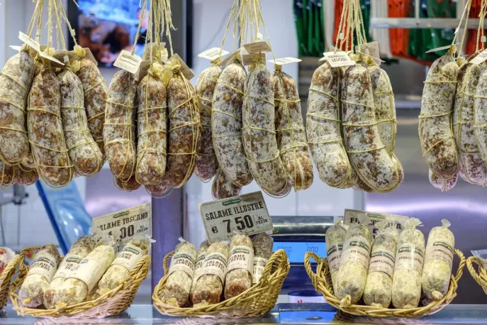 Framed Print : Dried salami for sale at Mercato di San Lorenzo, Florence (Firenze), Tuscany, Italy