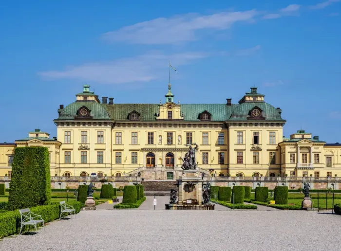 Framed Print : Drottningholm Palace, Stockholm, Stockholm County, Sweden Framed Print : Drottningholm Palace, Stockholm, Stockholm County, Sweden
