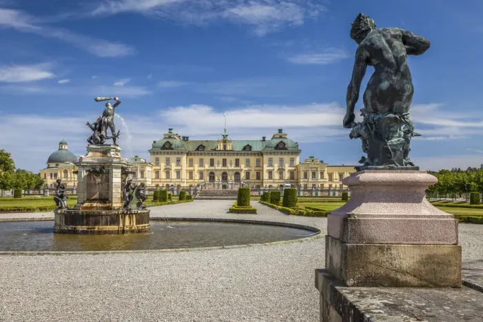Framed Print : Drottningholm Royal Castle with Hercules Fountain near Stockholm, Sweden Framed Print : Drottningholm Royal Castle with Hercules Fountain near Stockholm, Sweden