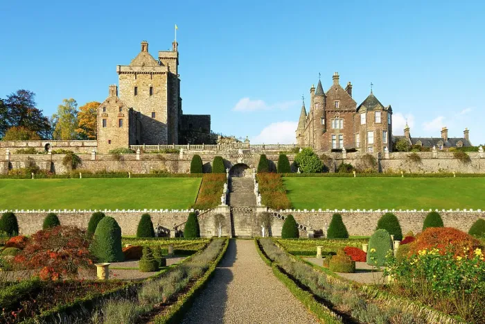 Framed Print : Drummond Castle and Gardens, Perthshire, Highlands, Scotland