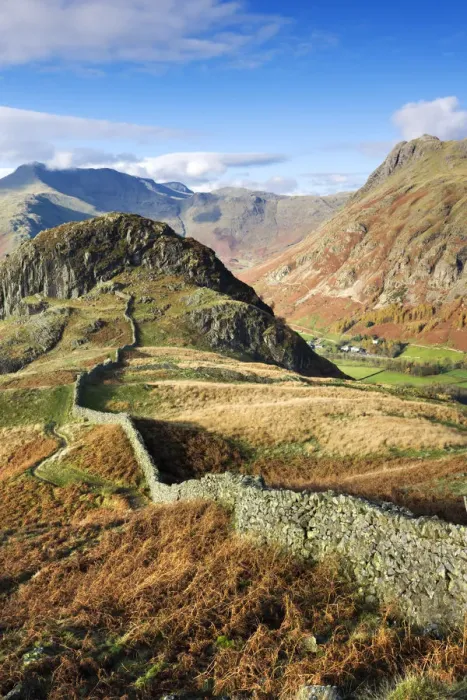 Framed Print : Drystone wall winding across mountain ridge overlooking Great Langdale, Lake District Framed Print : Drystone wall winding across mountain ridge overlooking Great Langdale, Lake District