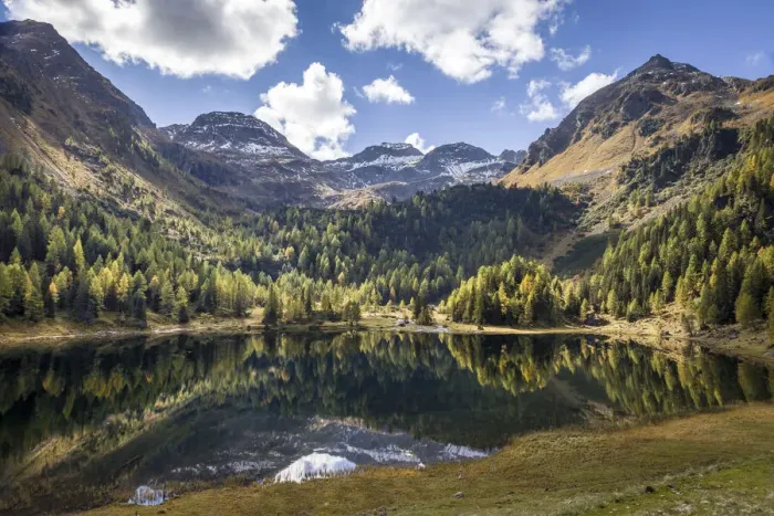 Framed Print : Duisitzkarsee in the Schladming Mountains near Rohrmoos, Styria, Austria Framed Print : Duisitzkarsee in the Schladming Mountains near Rohrmoos, Styria, Austria