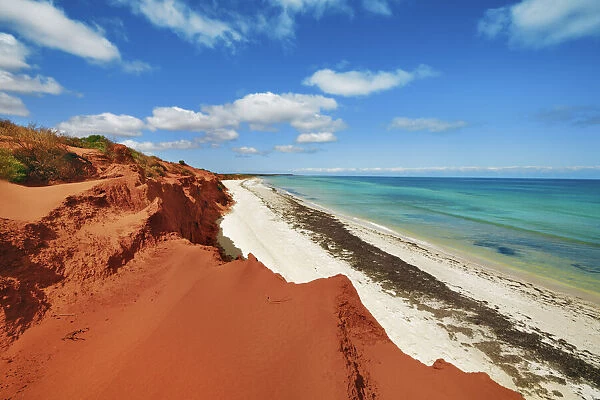 Dune landscape and ocean on Peron Peninsula - Australia, Western Australia, Gascoyne