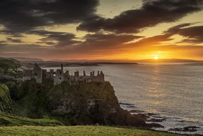 Framed Print : Dunluce Castle at Sunset, Co. Antrim, Northern Ireland Framed Print : Dunluce Castle at Sunset, Co. Antrim, Northern Ireland