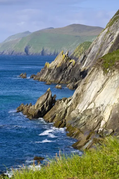 Framed Print : Dunmore Head looking towards the Blasket Islands, Dingle Peninsula, County Kerry, Munster Framed Print : Dunmore Head looking towards the Blasket Islands, Dingle Peninsula, County Kerry, Munster