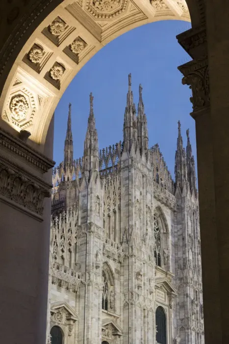 Framed Print : Duomo cathedral, Milan, Lombardy, Italy Framed Print : Duomo cathedral, Milan, Lombardy, Italy