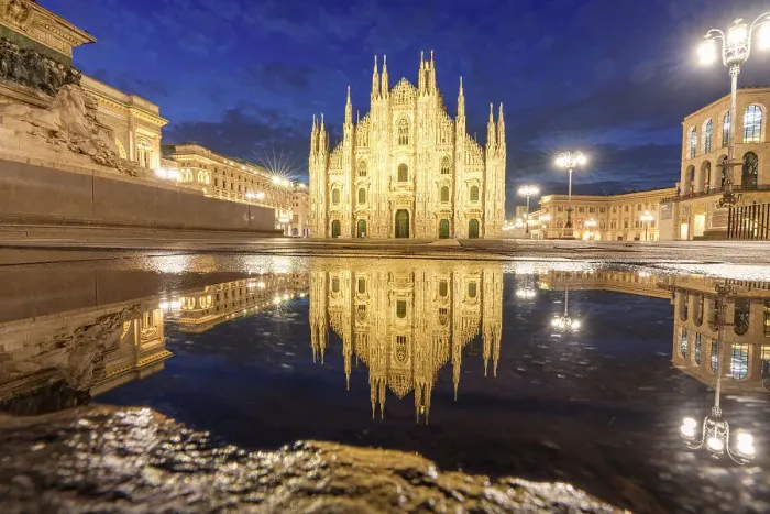 Framed Print : Duomo (Cathedral), Milan, Lombardy, Italy Framed Print : Duomo (Cathedral), Milan, Lombardy, Italy