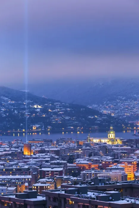 Framed Print : Dusk on Como city after the snowfall with Christmas Light Tree event, lake Como, Lombardy Framed Print : Dusk on Como city after the snowfall with Christmas Light Tree event, lake Como, Lombardy