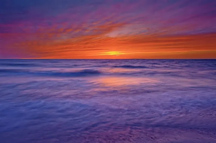 Framed Print : Dusk on Lake Huron Grand Bend, Ontario, Canada Framed Print : Dusk on Lake Huron Grand Bend, Ontario, Canada