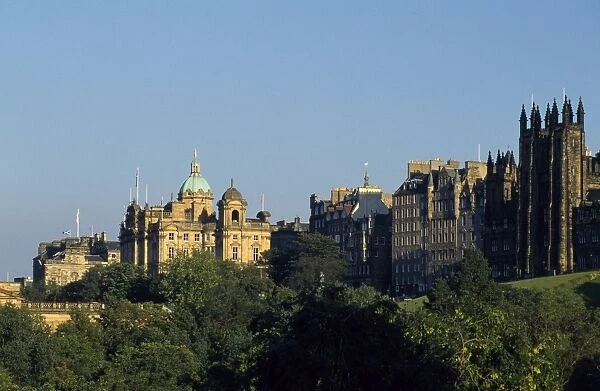 Edinburghs city skyline