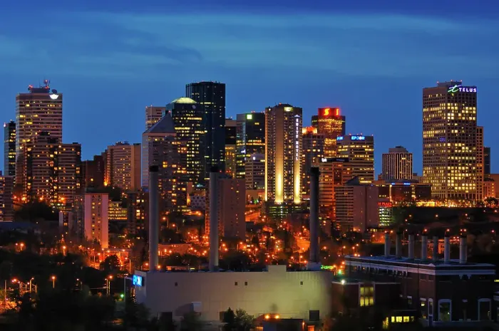 Framed Print : Edmonton City skyline at dusk